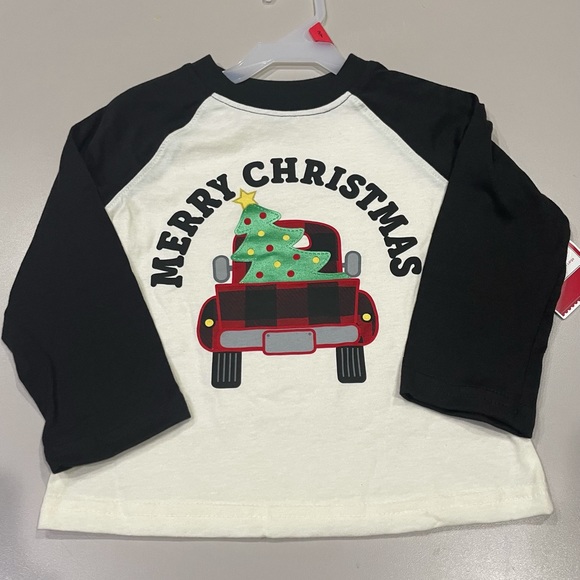 Size 2T Christmas T-Shirt Little Red Truck. - Picture 1 of 3